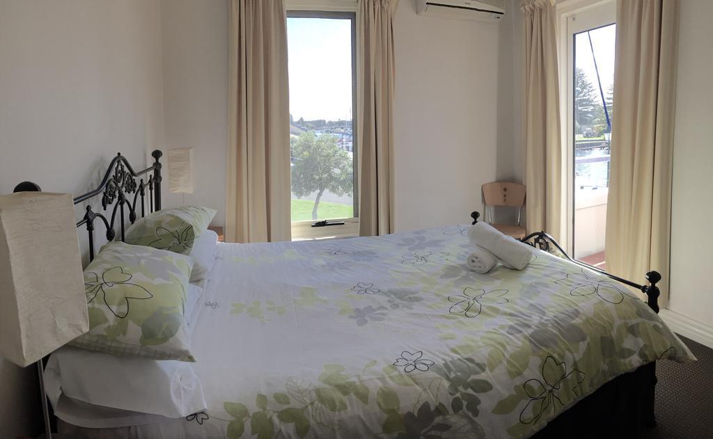 Dockside Waterfront Indulgence Villa Port Fairy Exterior photo
