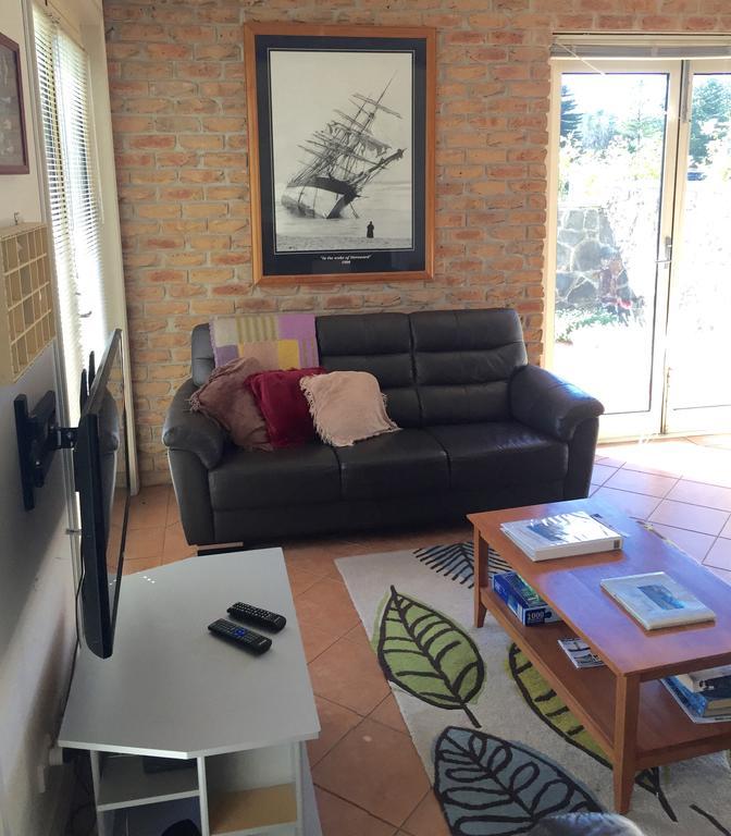 Dockside Waterfront Indulgence Villa Port Fairy Exterior photo
